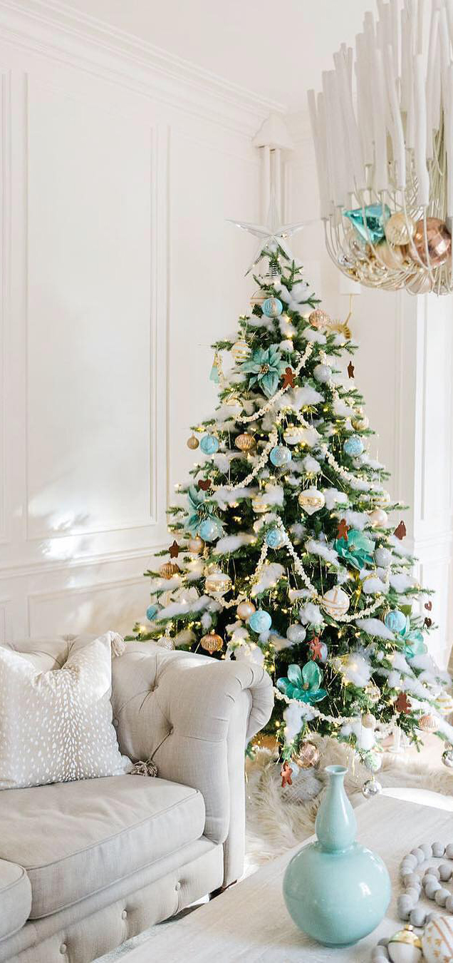 Blue & Green Christmas Tree | The Leslie Style