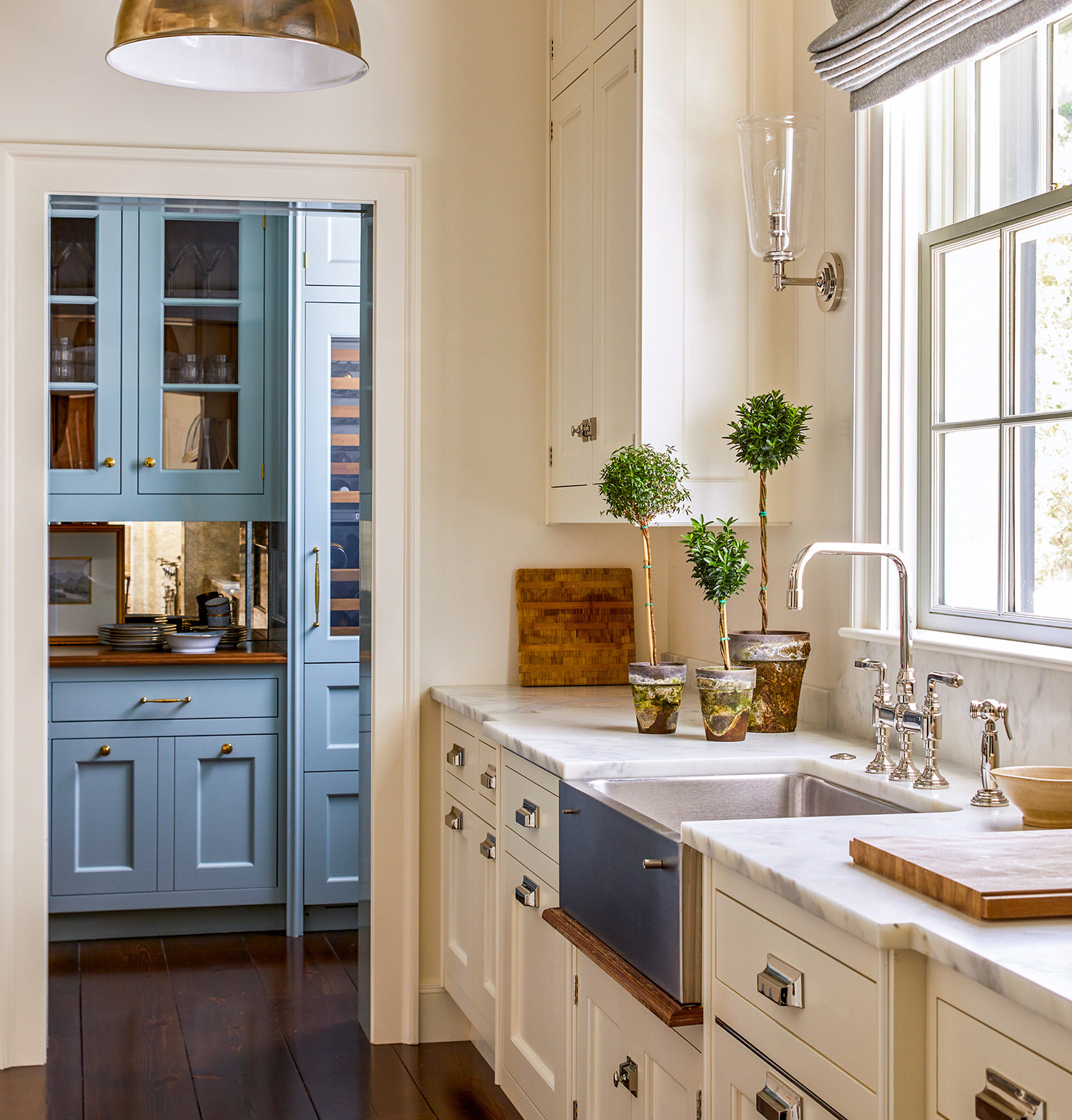 Coastal Farmhouse Kitchen