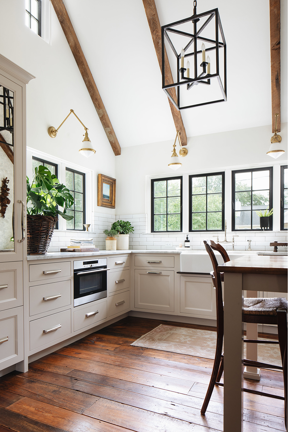 English Country Cottage | Jean Stoffer Design