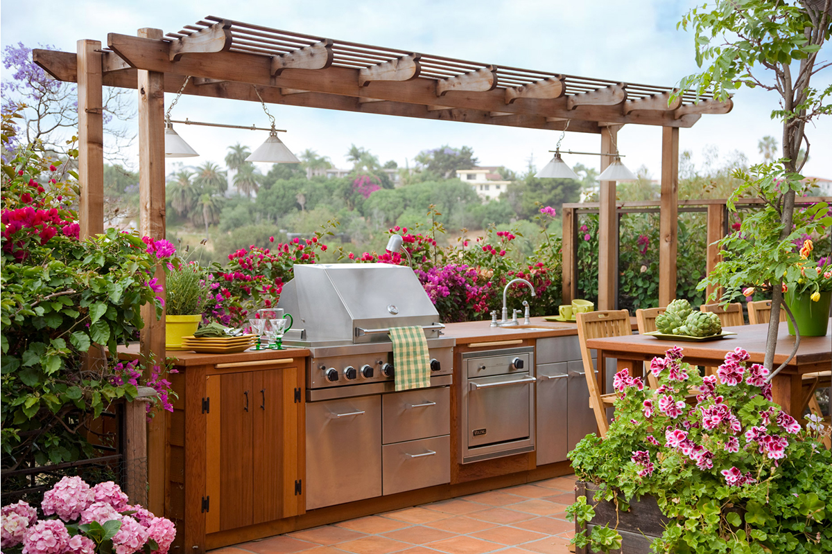 Outdoor Kitchen Ideas