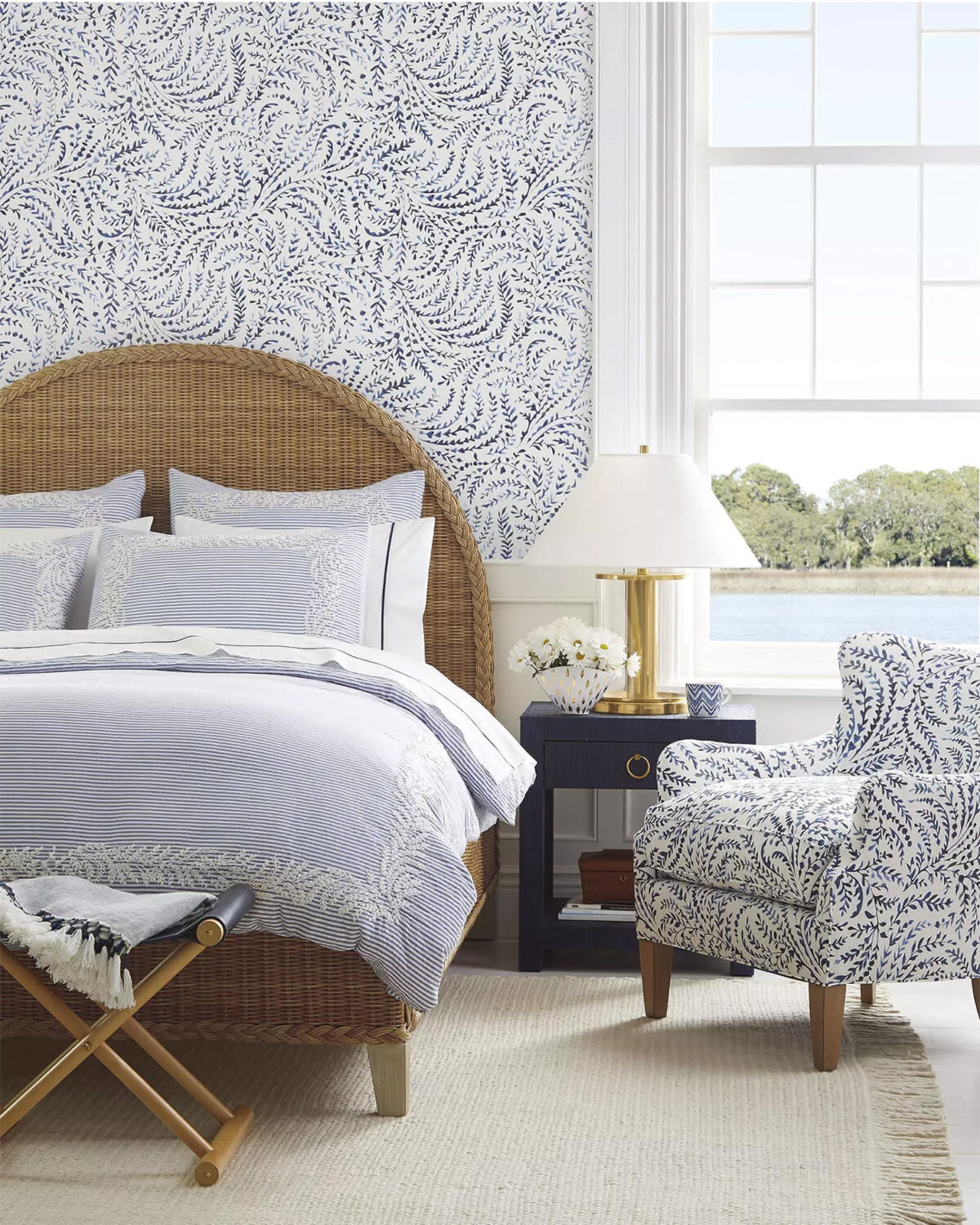 27 Coastal Bedroom Ideas For A Calming Oasis