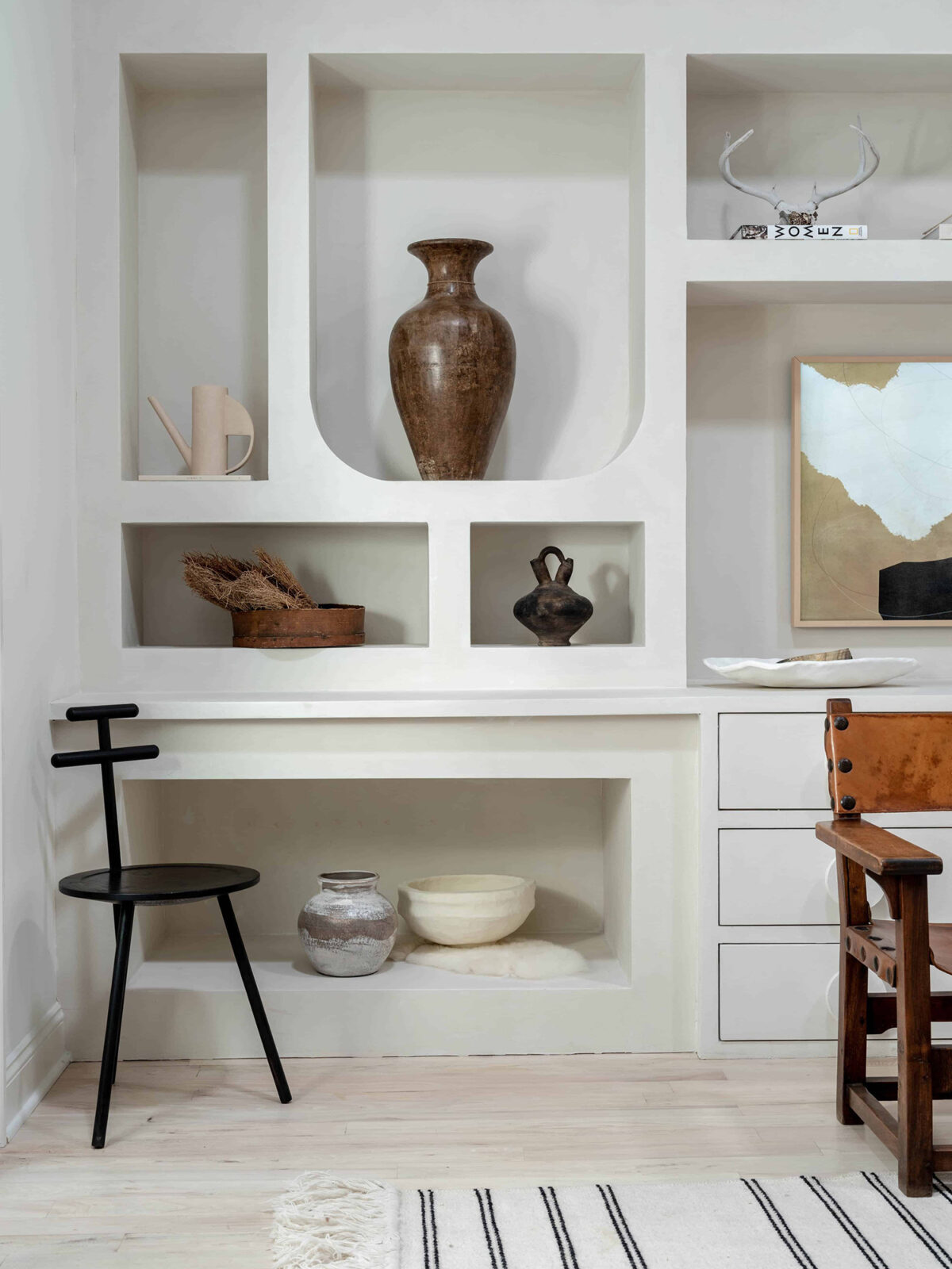 Picture of Build Minimalist Floating Shelves in a Weekend