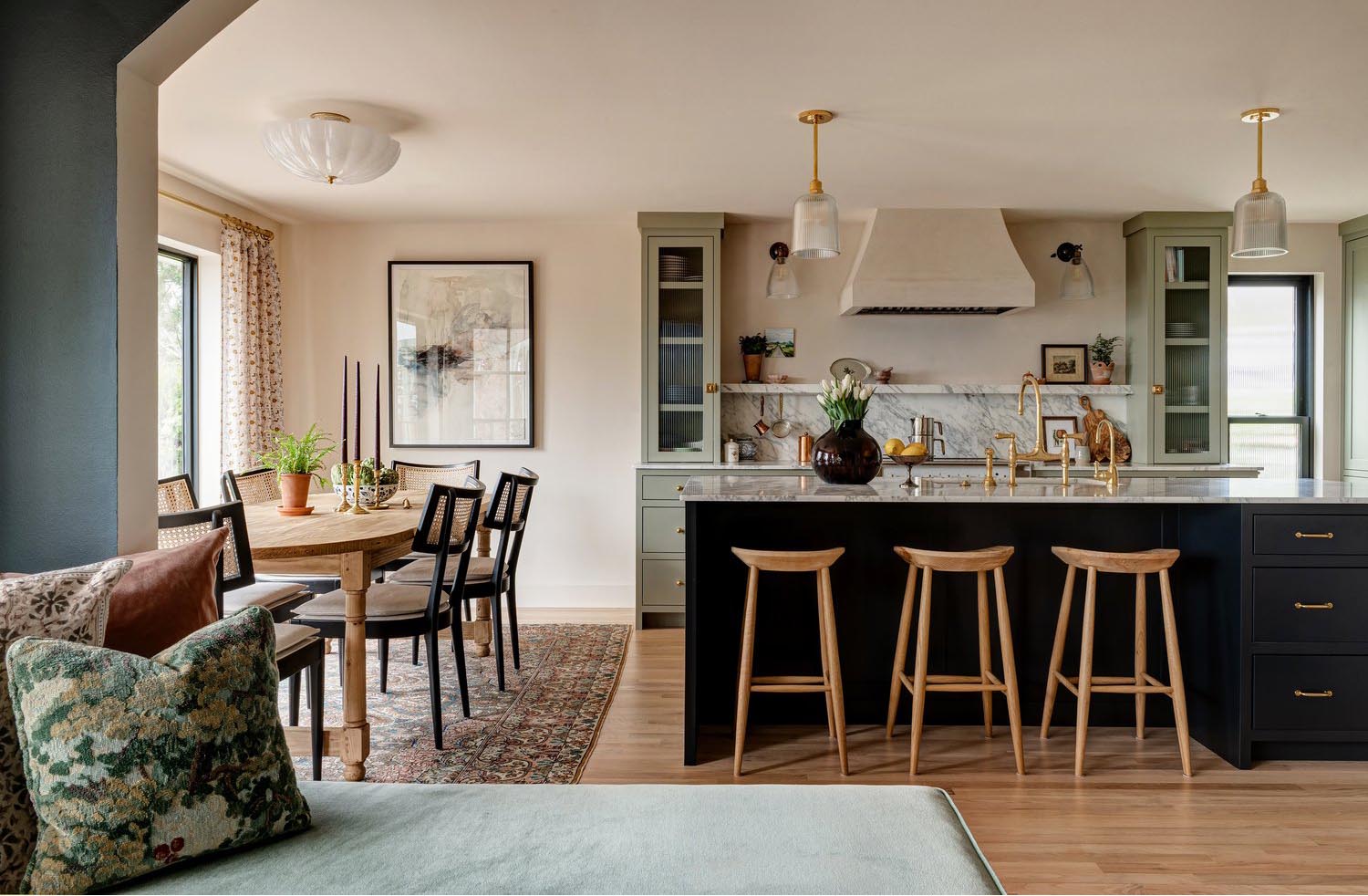 black-kitchen-island Black Kitchen Island